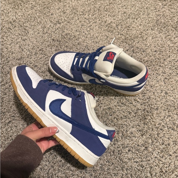 Nike SB Dunk Low “Los Angeles Dodgers” Shoes - Picture 2 of 8